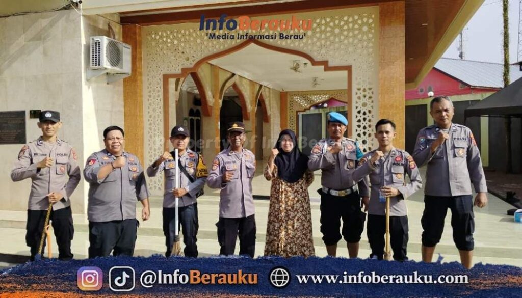 Polsek Tanjung Redeb Peringati Isra Mi’raj dengan Bakti Sosial dan Pembinaan Rohani