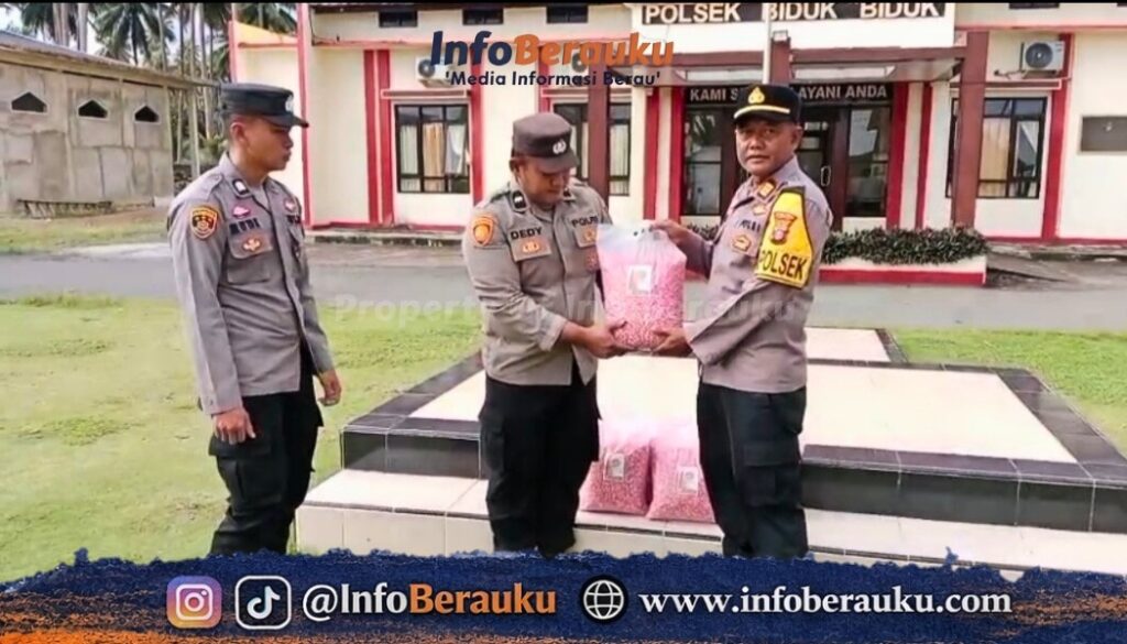 Kapolsek Biduk-Biduk Salurkan Bibit Jagung ke Enam Kampung, Dukung Program Asta Cita Presiden