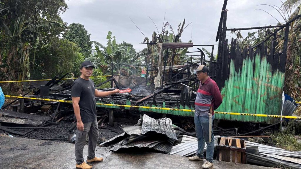 Si Jago Merah Hanguskan Kontrakan 4 Pintu di Talisayan