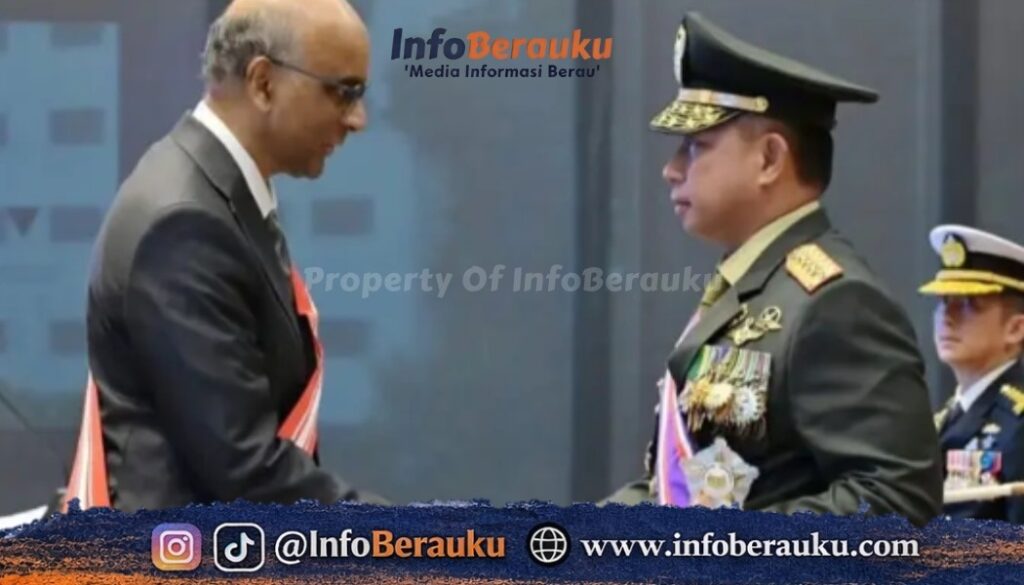 Panglima TNI Terima Distinguished Service Order dari Presiden Singapura