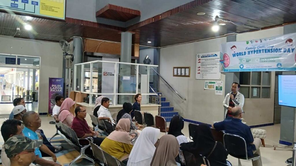RSUD dr Abdul Rivai Berau Gelar Family Gathering Hari Hipertensi Sedunia, Edukasi Pasien Cuci Darah dan Perkuat Peran Keluarga